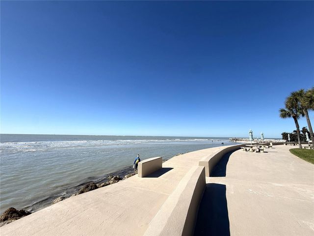 200 1ST AVENUE 104, St Pete Beach, FL 33706