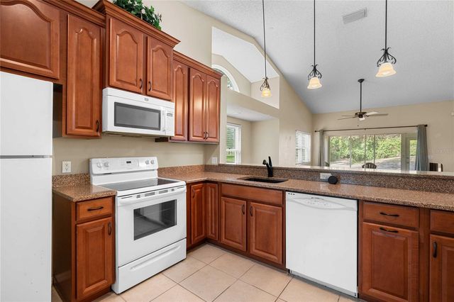 5235 LOCHMEAD TERRACE, Zephyrhills, FL 33541