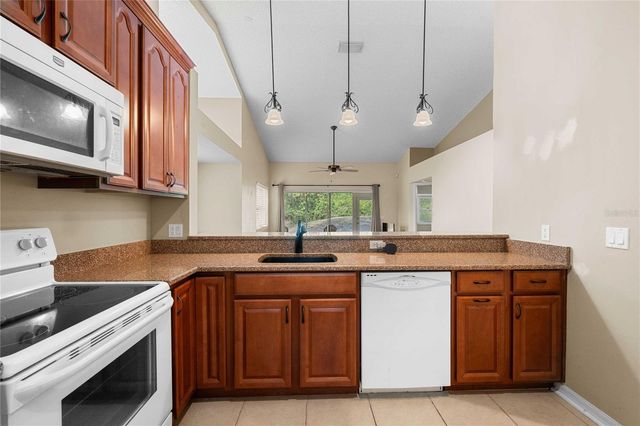 5235 LOCHMEAD TERRACE, Zephyrhills, FL 33541