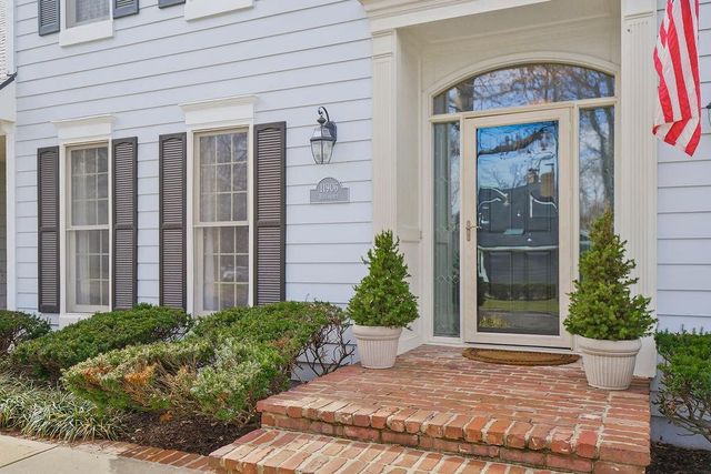 11906 Bluejacket Street, Overland Park, KS 66213