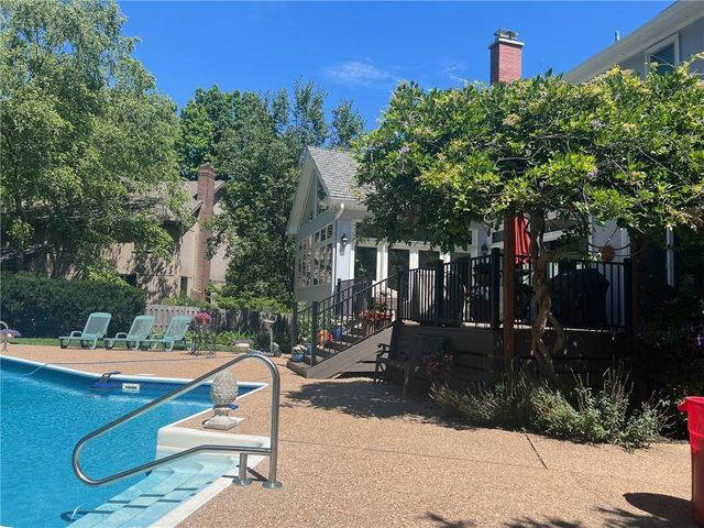 11906 Bluejacket Street, Overland Park, KS 66213