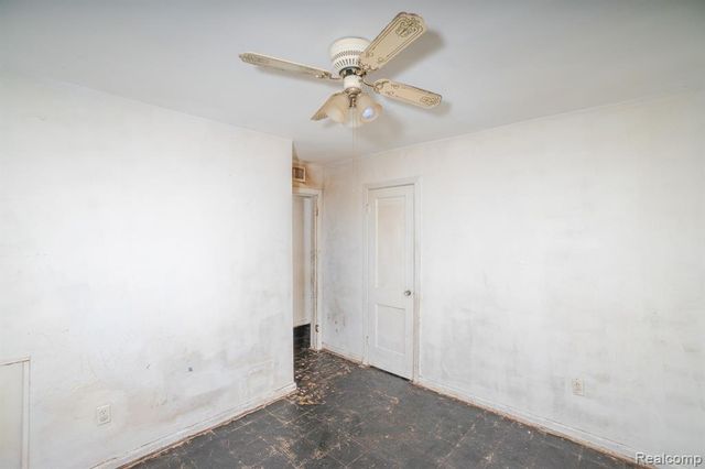 20255 Santa Rosa Drive, Detroit, MI 48221