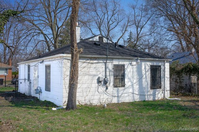 20255 Santa Rosa Drive, Detroit, MI 48221