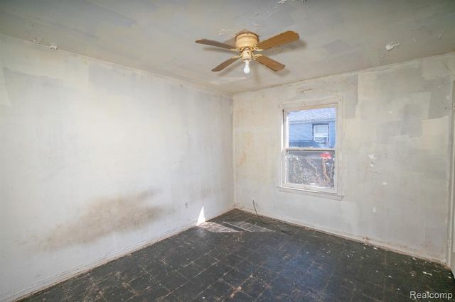 20255 Santa Rosa Drive, Detroit, MI 48221