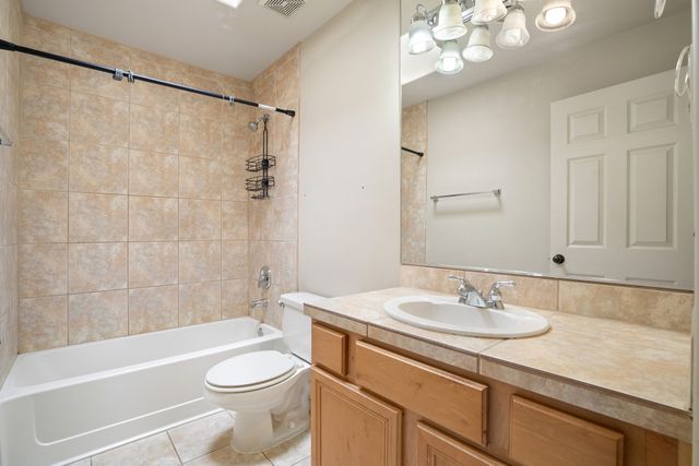 6638 Camino Rojo, Santa Fe, NM 87507