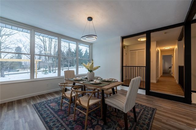 203 N Grandview Dr, Fox Chapel, PA 15215