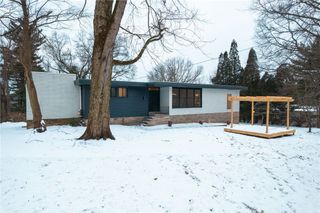 203 N Grandview Dr, Fox Chapel, PA 15215