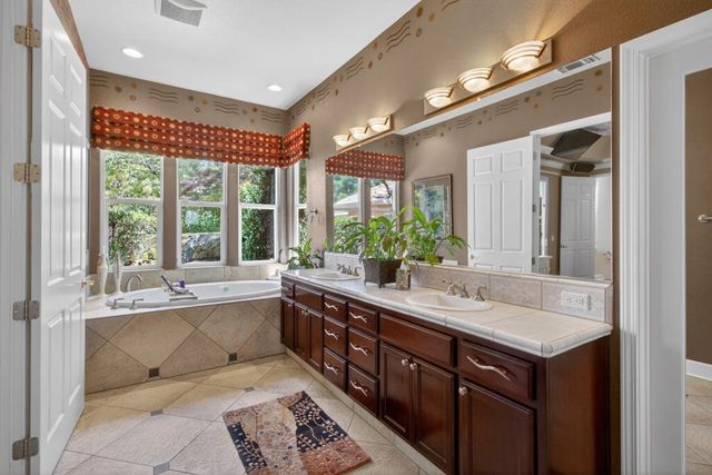 4062 Albert Cir, El Dorado Hills, CA 95762