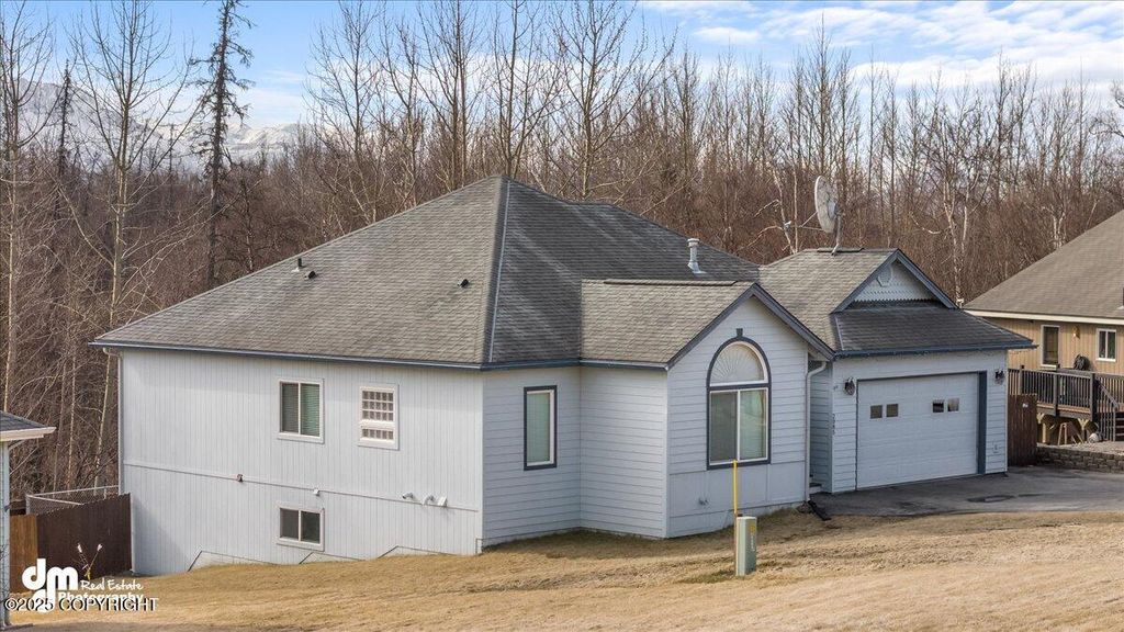 2085 N Verde Drive, Palmer, AK 99645