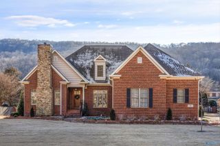 311 Broad Armstrong Drive, Brownsboro, AL 35741