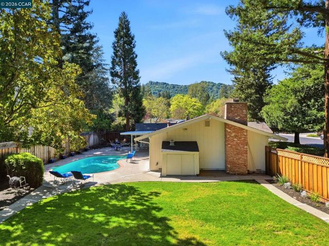 101 Hartford Road, Danville, CA 94526