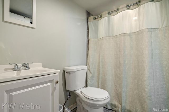 14430 Glastonbury Avenue, Detroit, MI 48223