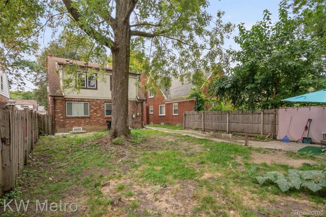 14430 Glastonbury Avenue, Detroit, MI 48223