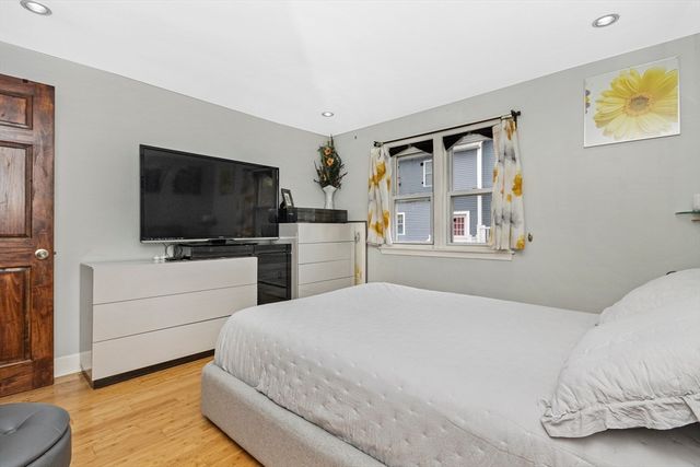 20 Miller St 11, Quincy, MA 02169
