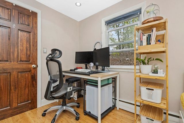 20 Miller St 11, Quincy, MA 02169