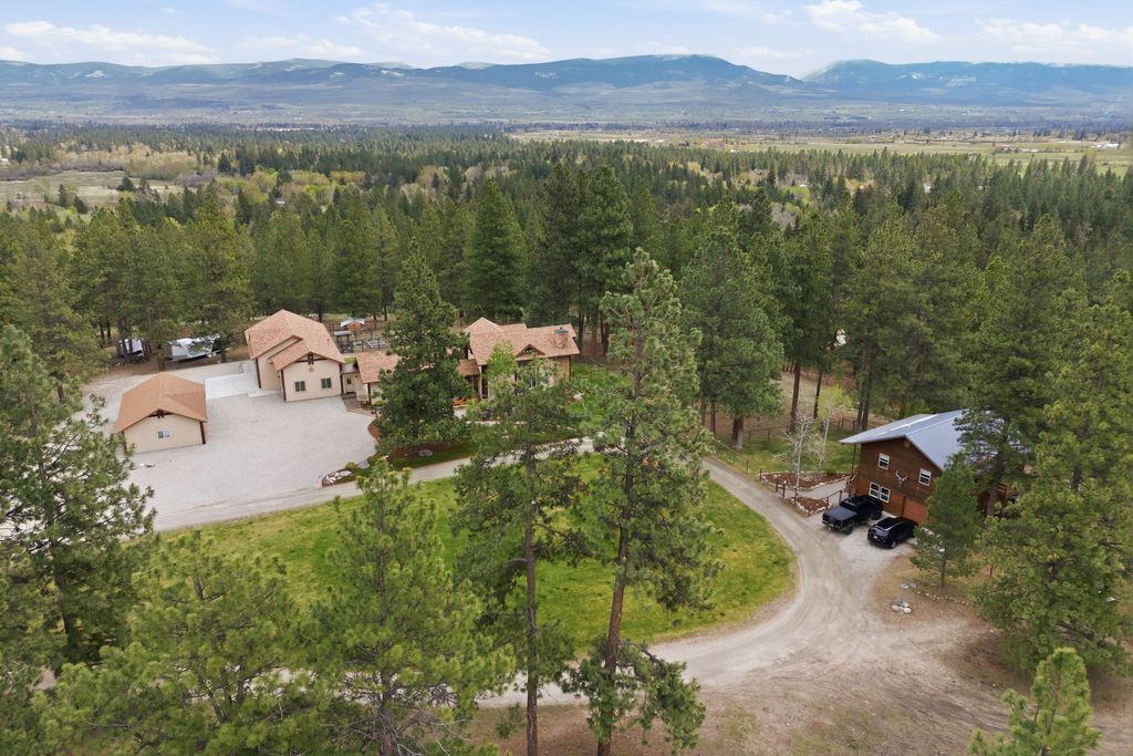 1858 Pleasant View Drive, Victor, MT 59875 photo 9