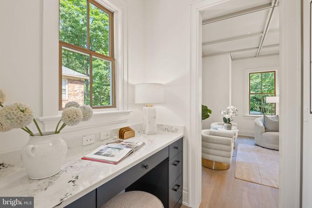 5022 CATHEDRAL AVE NW, Washington, DC 20016