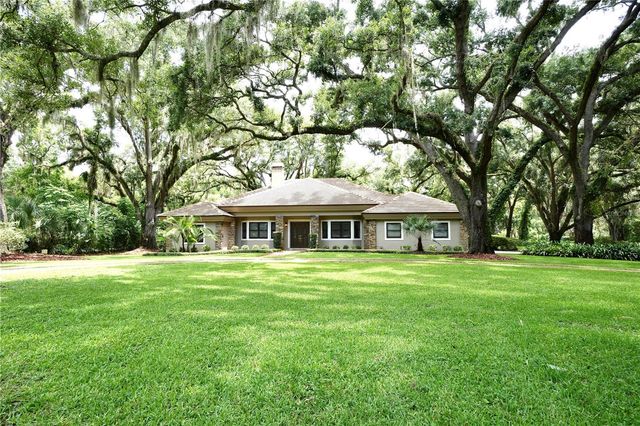 15717 E OAKLAND AVENUE, Winter Garden, FL 34787