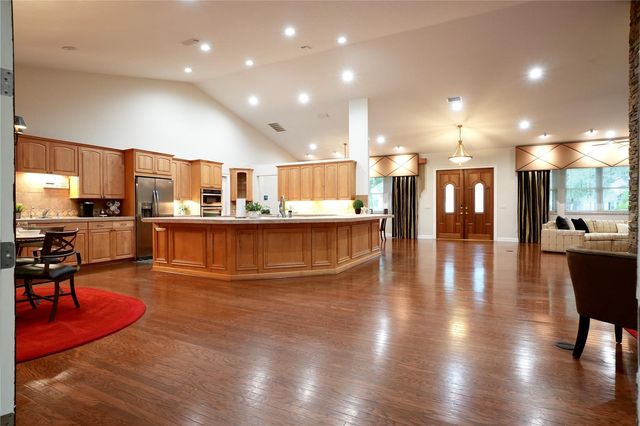 15717 E OAKLAND AVENUE, Winter Garden, FL 34787