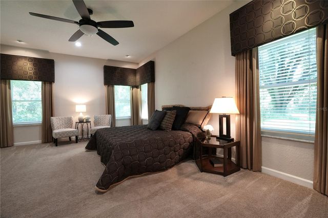 15717 E OAKLAND AVENUE, Winter Garden, FL 34787