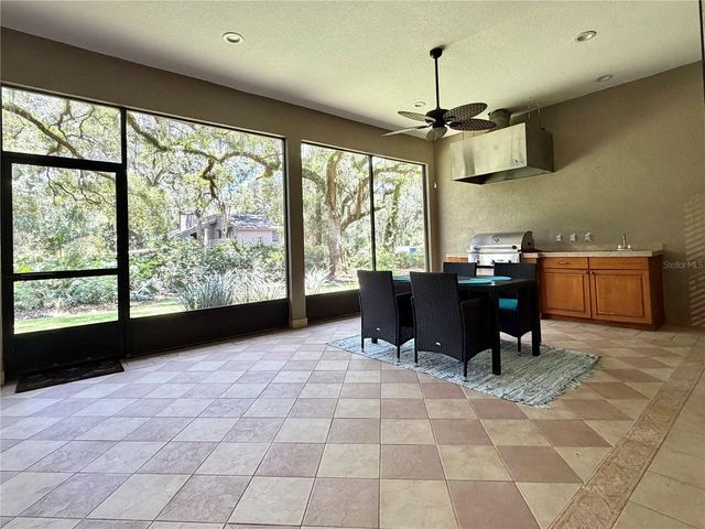 15717 E OAKLAND AVENUE, Winter Garden, FL 34787