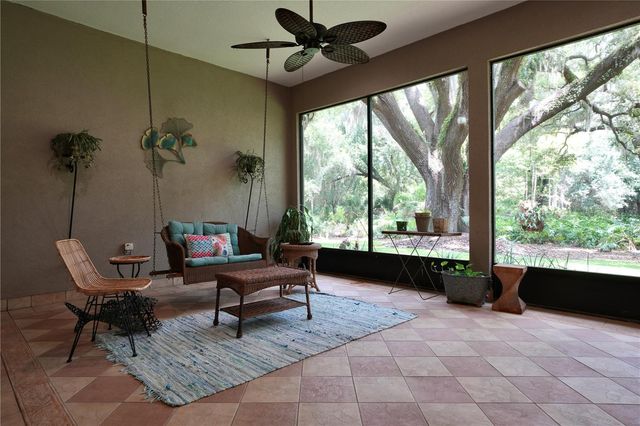 15717 E OAKLAND AVENUE, Winter Garden, FL 34787