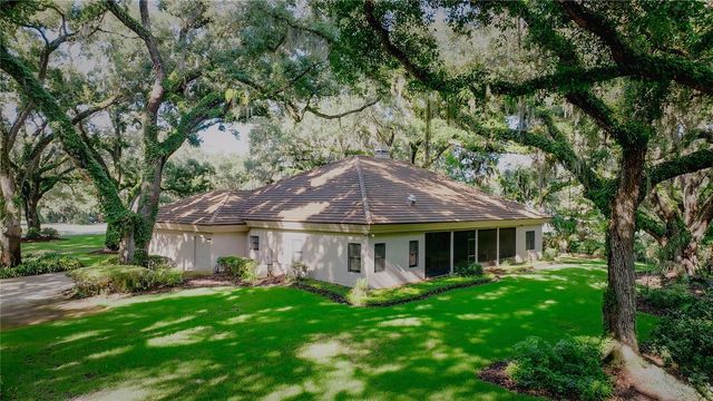 15717 E OAKLAND AVENUE, Winter Garden, FL 34787