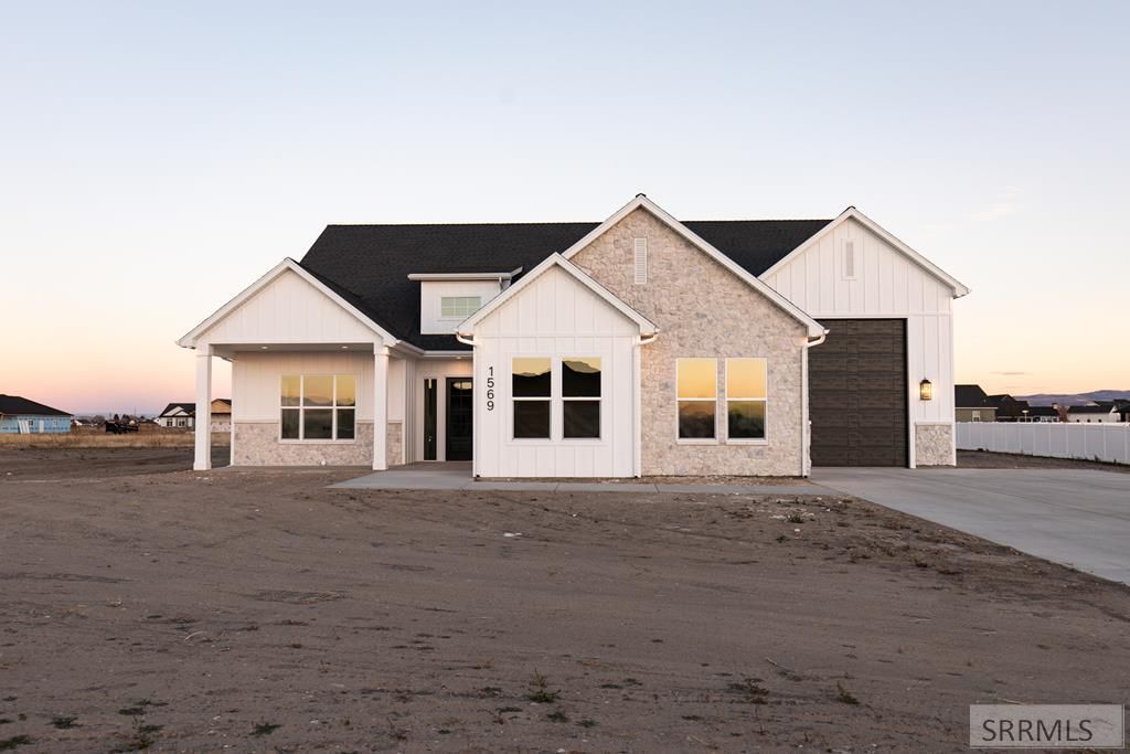 1569 N 835 E, Shelley, ID 83274