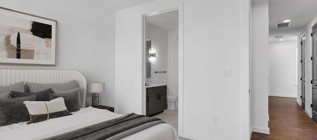 1100 N Zang Boulevard 416, Dallas, TX 75023