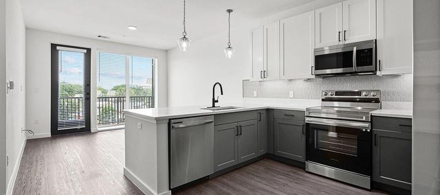 1100 N Zang Boulevard 416, Dallas, TX 75023