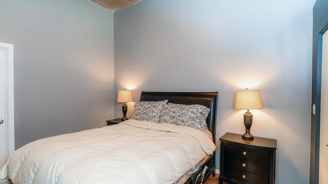 1110 W 15th Street 330, Chicago, IL 60608