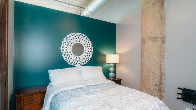 1110 W 15th Street 330, Chicago, IL 60608