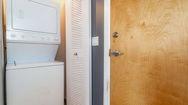 1110 W 15th Street 330, Chicago, IL 60608