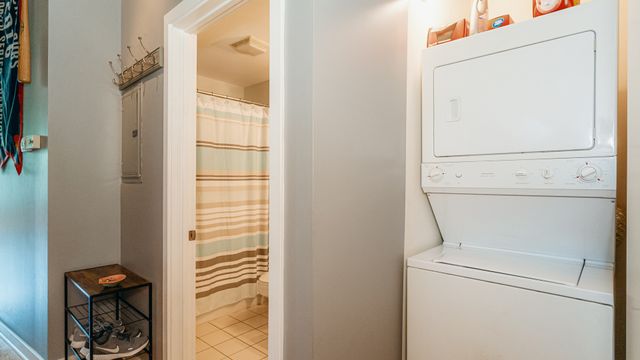 1110 W 15th Street 330, Chicago, IL 60608