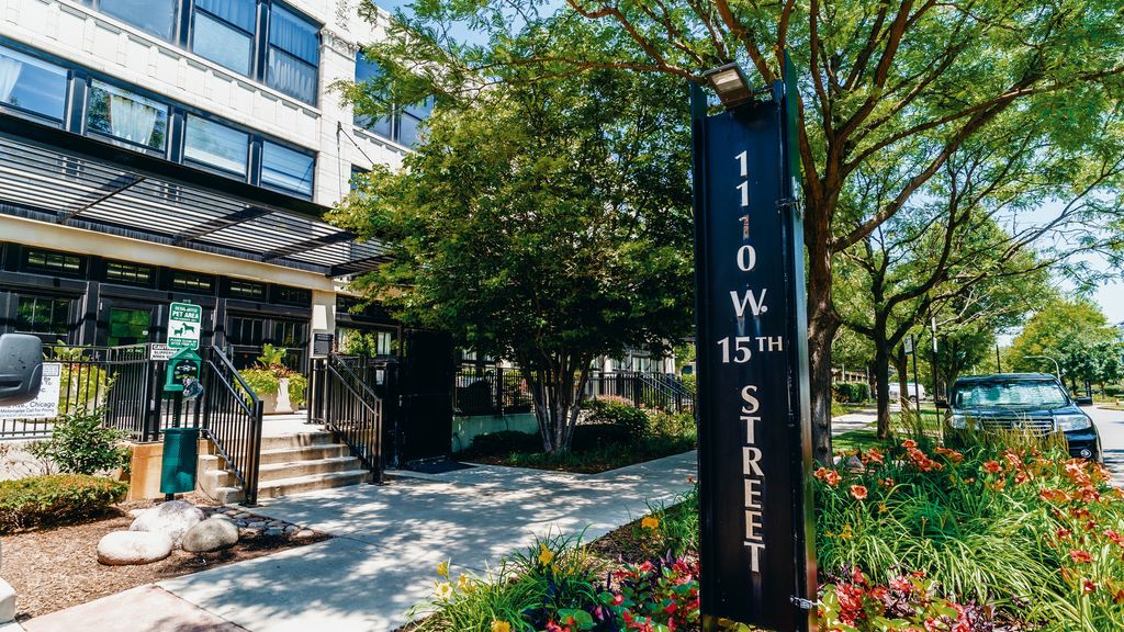 1110 W 15th Street 330, Chicago, IL 60608