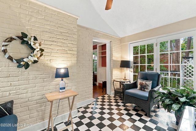 403 University Ave, Louisville, KY 40206