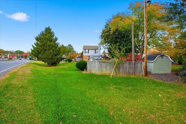 811 SPOTSWOOD DR, Harrisonburg, VA 22801