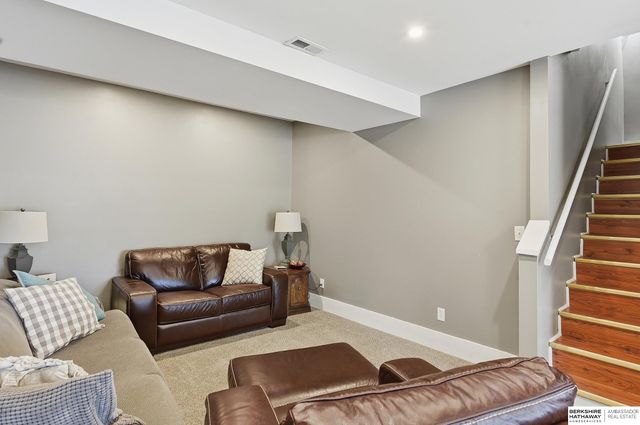 3410 N 205th Street, Elkhorn, NE 68022