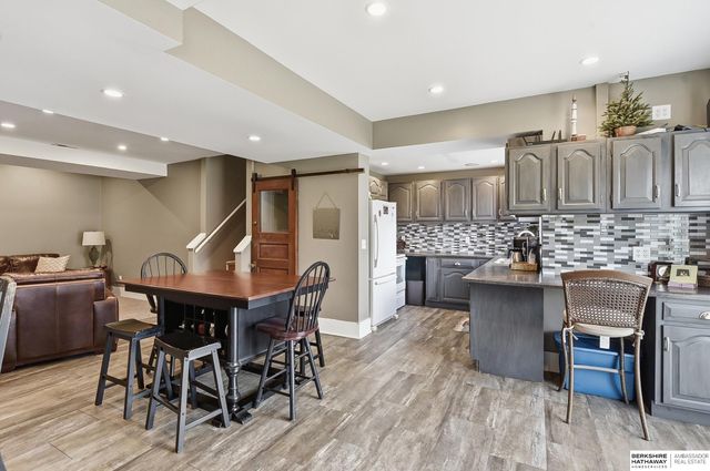 3410 N 205th Street, Elkhorn, NE 68022