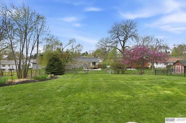 3410 N 205th Street, Elkhorn, NE 68022