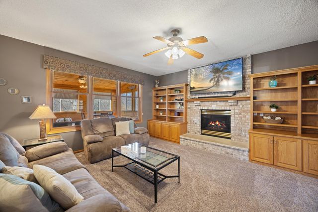 19554 Vernon Street NW, Elk River, MN 55330