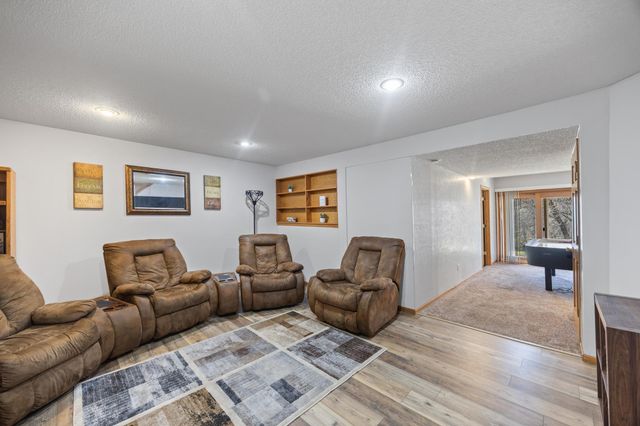 19554 Vernon Street NW, Elk River, MN 55330