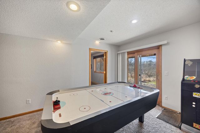 19554 Vernon Street NW, Elk River, MN 55330