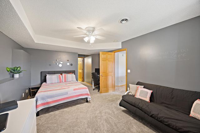 19554 Vernon Street NW, Elk River, MN 55330