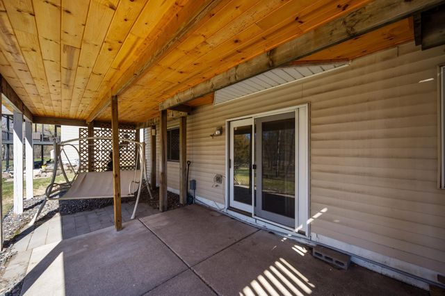 19554 Vernon Street NW, Elk River, MN 55330