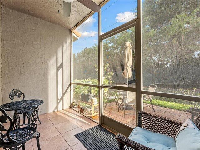 20970 Via Alamanda 2, Boca Raton, FL 33428