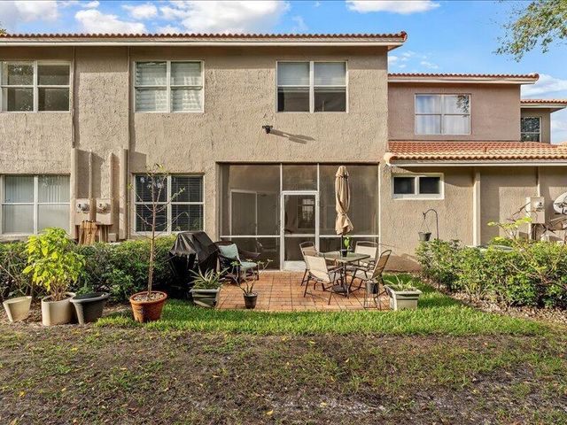 20970 Via Alamanda 2, Boca Raton, FL 33428