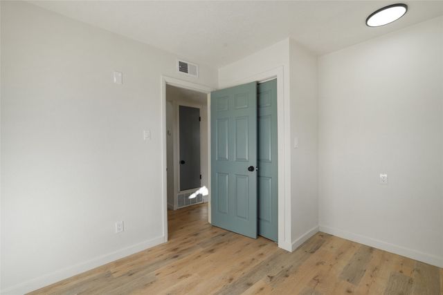 1019 Santa Clara, Santa Fe, NM 87507