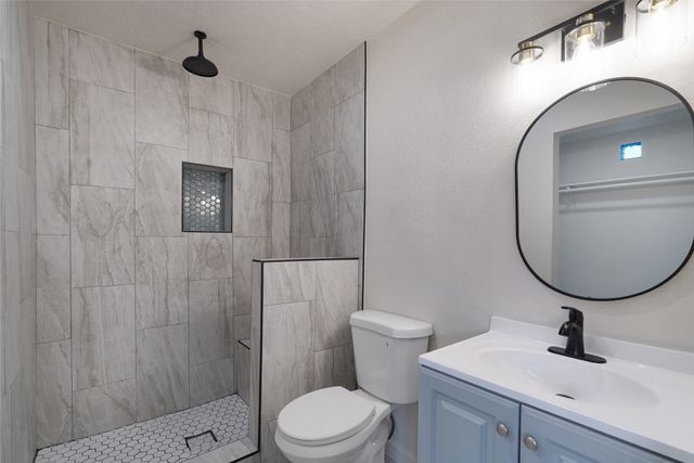 1019 Santa Clara, Santa Fe, NM 87507