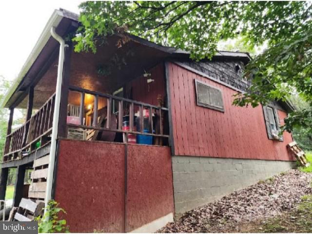 91 LEWIS WALLACE LN, Romney, WV 26757